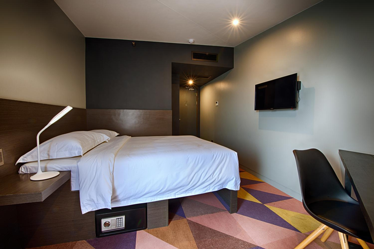 Bedroom 14