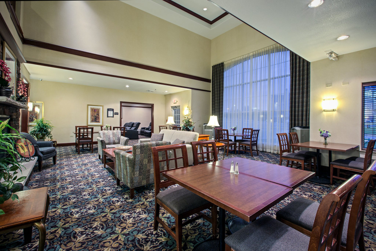 Food & Drinks 5, Staybridge Suites ROCKFORD, Winnebago