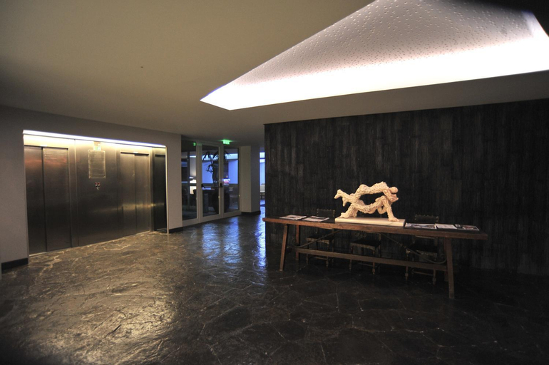 Public Area 4, Axis Ofir Beach Resort Hotel, Esposende