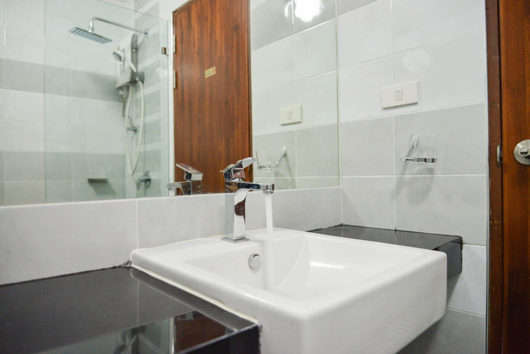 Bathroom 3, Thaimit Resort, Muang Uttaradit