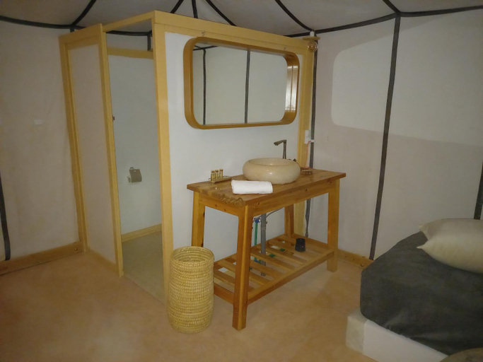 Bathroom 3, ITRAN ROYAL CAMP, Errachidia