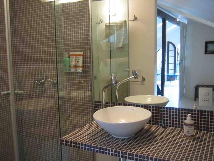 Bathroom 4, Casa Beleza, Rio de Janeiro