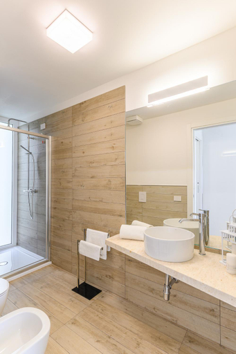 Bathroom 3, Capo Falcone Charming Apartments, Sassari