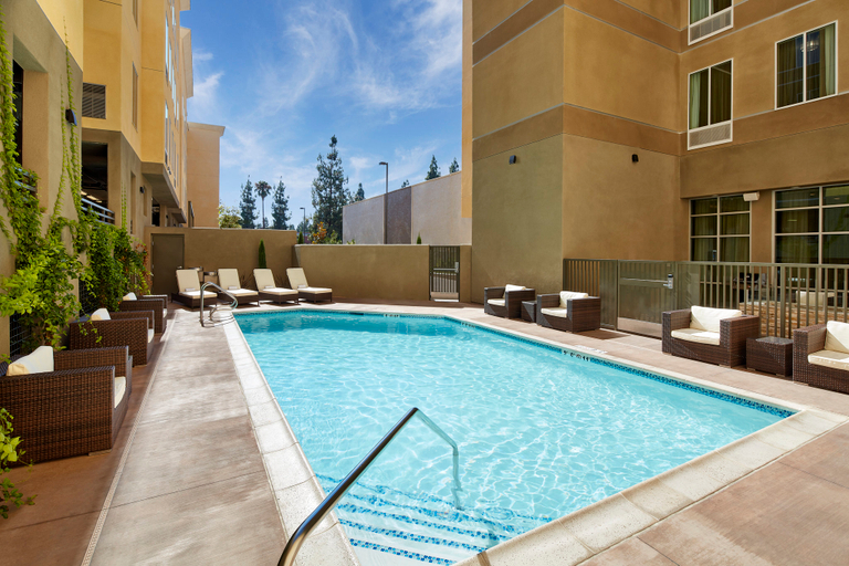 Sport & Beauty 4, Staybridge Suites ANAHEIM AT THE PARK, Orange