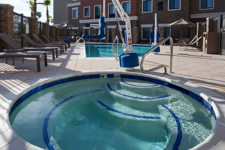 Sport & Beauty 5, Staybridge Suites PHOENIX – BILTMORE AREA, Maricopa