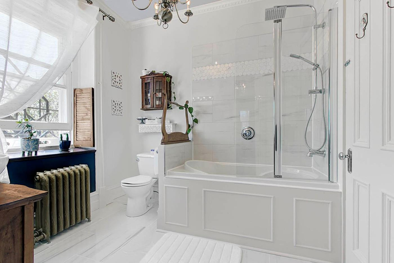 Bathroom 2, La Demeure du Capitaine, Portneuf
