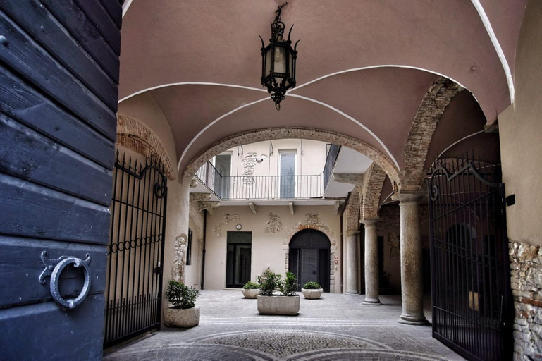 Others 3, Corte Trento, Brescia