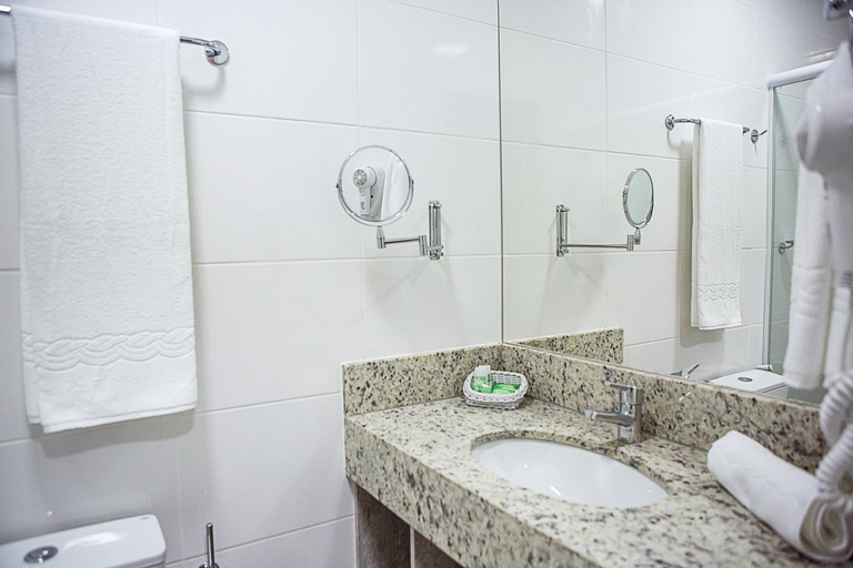 Bathroom 3, Bristol Vicosa Hotel, Viçosa
