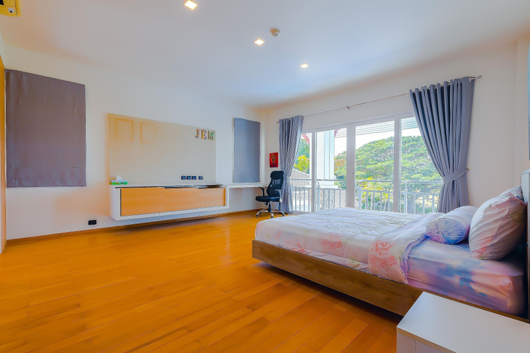Bedroom 3, 7 Bedrooms Mansion on The Golf Course-JB, Cha-Am