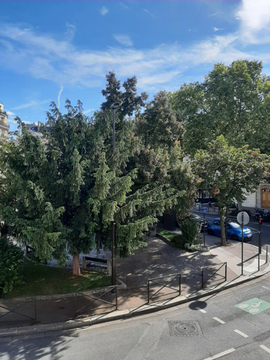 Surrounding environment 4, la studette du theatre, Hauts-de-Seine