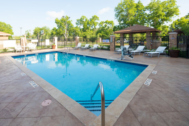 Sport & Beauty 4, Staybridge Suites LAKE JACKSON, Brazoria