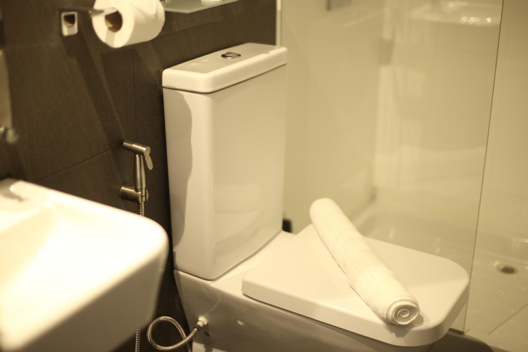 Bathroom 3