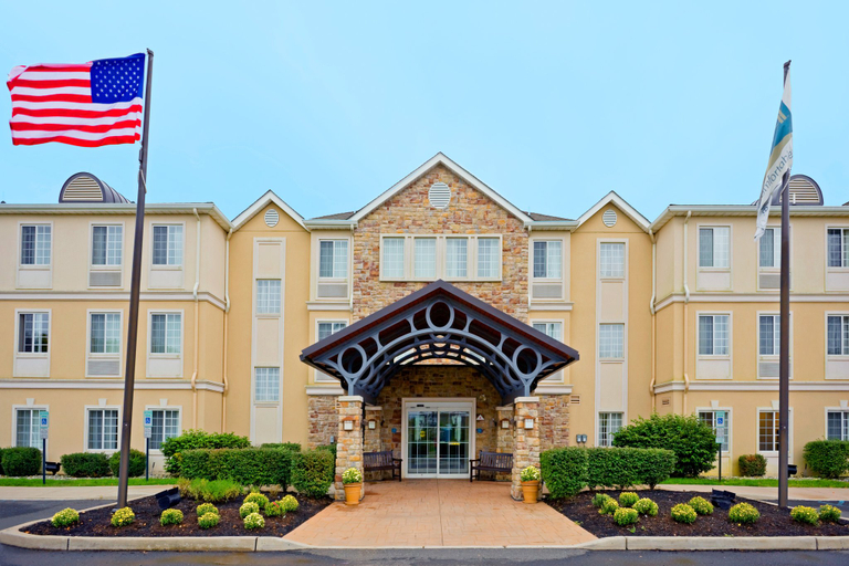 Exterior & Views 2, Staybridge Suites CRANBURY-SOUTH BRUNSWICK, Middlesex