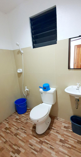Bathroom 3, SJ Pabua Travellers Inn, Mambajao