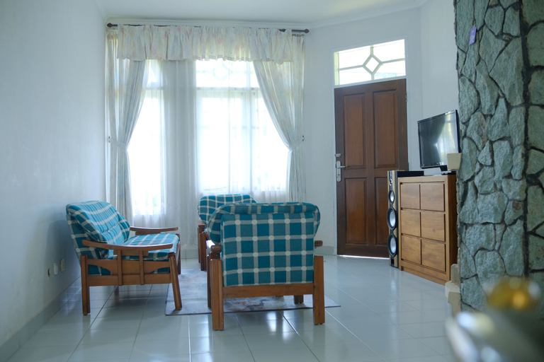 Others 5, Villa ChavaMinerva Hanni Ciater with Pool, Subang