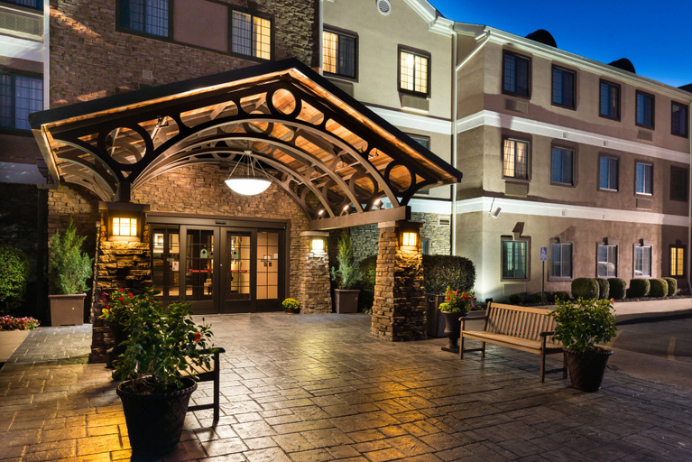 Exterior & Views 1, Staybridge Suites O'FALLON CHESTERFIELD, Saint Charles