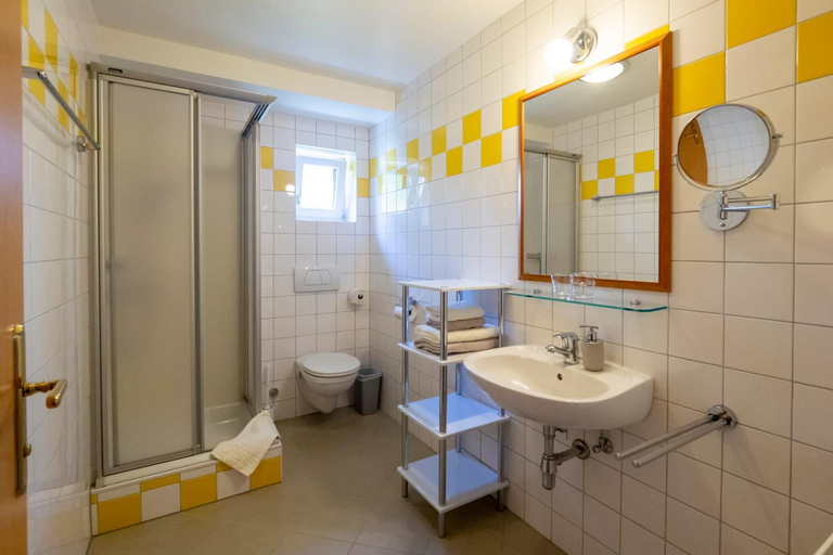 Bathroom 3, Gastezimmer Ilse Brauneis, Krems an der Donau Land