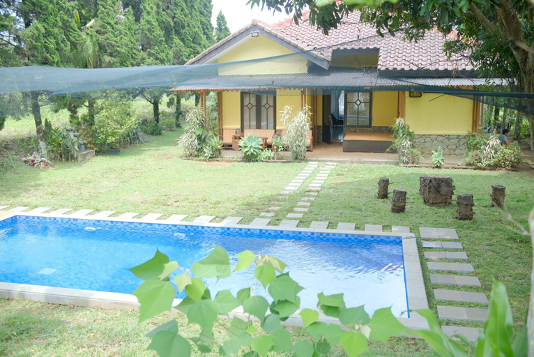 Sport & Beauty 4, Villa ChavaMinerva Hanni Ciater with Pool, Subang