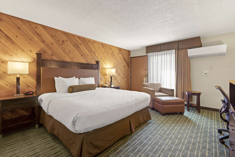 Bedroom 4, Best Western Plus Tree House, Siskiyou