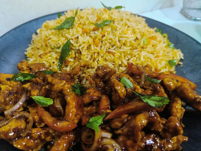 Food & Drinks 5, Moonshell Residence, Baa Atoll
