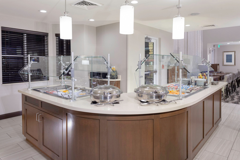 Food & Drinks 5, Staybridge Suites PHOENIX EAST - GILBERT, Maricopa