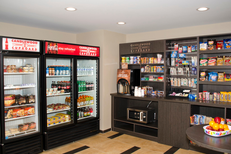 Food & Drinks 4, Candlewood Suites LANCASTER WEST, Lancaster
