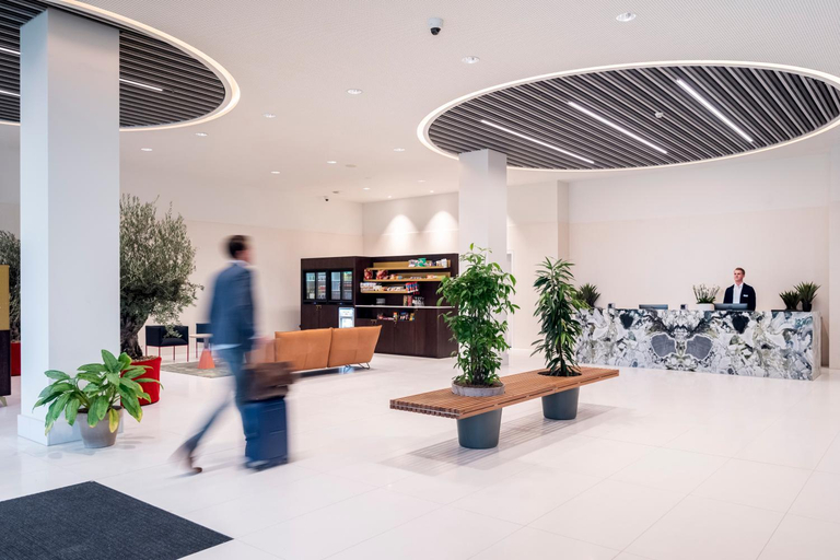 Public Area 2, PREMIER SUITES PLUS Amsterdam, Amsterdam