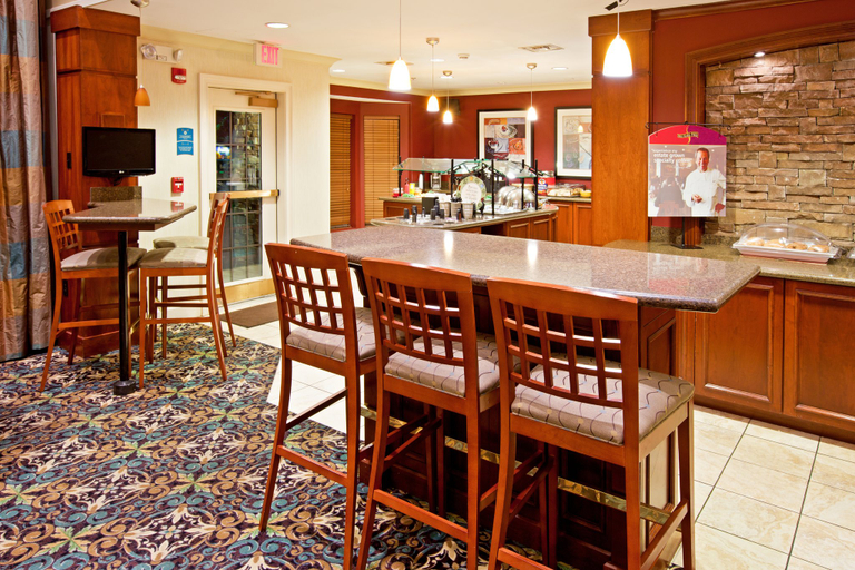 Food & Drinks 3, Staybridge Suites LOUISVILLE-EAST, Jefferson
