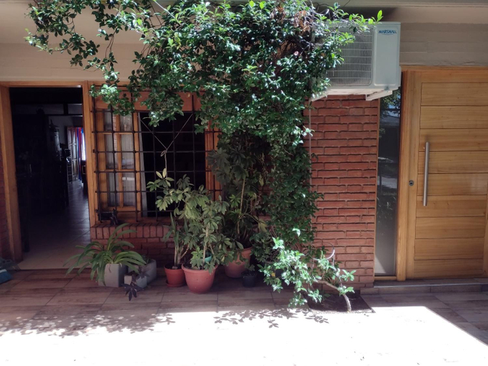 Others 4, Petit Jardin, San Rafael