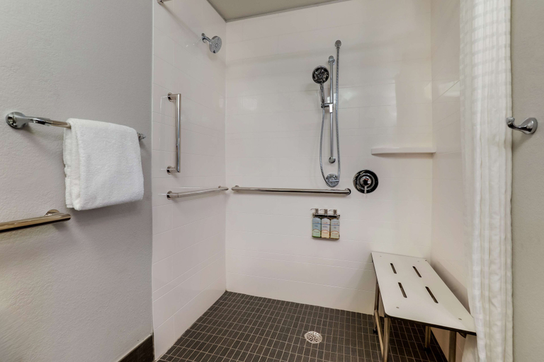 Bathroom 4, Sonesta Simply Suites Miami Airport Doral, Miami-Dade
