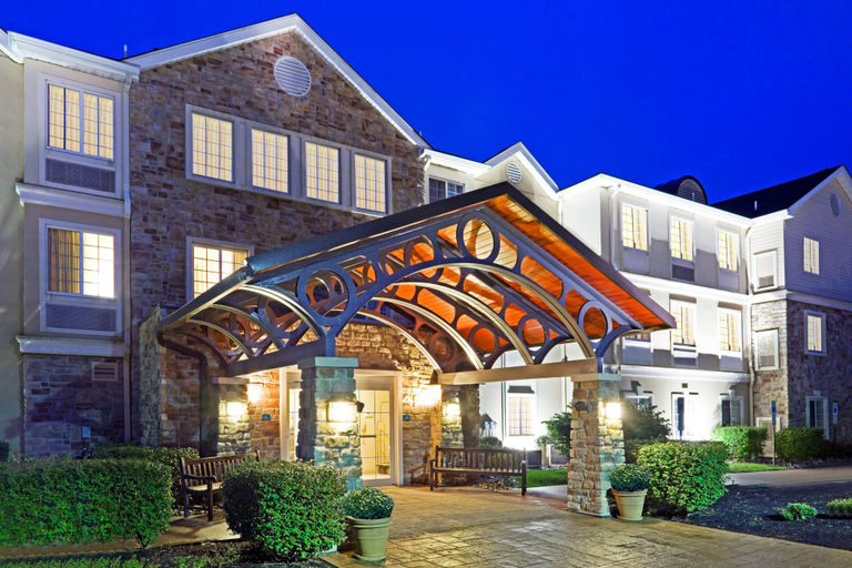 Exterior & Views 2, Staybridge Suites CRANBURY-SOUTH BRUNSWICK, Middlesex