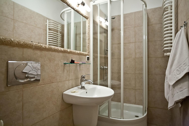 Bathroom 4, Hotel Kazimierz, Kraków City