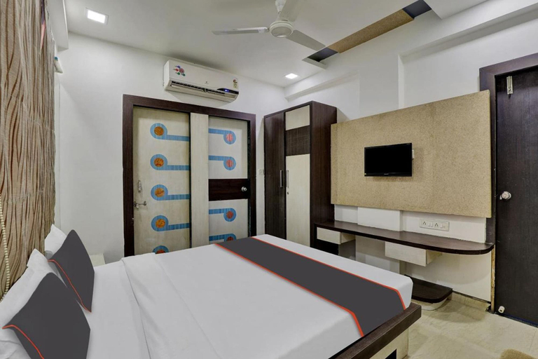 Bedroom 2, Hotel Alexa, Ahmadabad