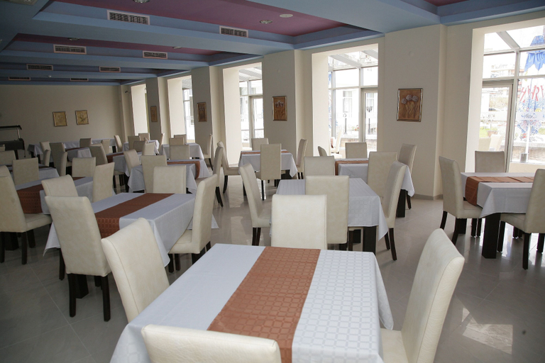 Food & Drinks 4, Melsa Coop, Nesebar