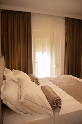 Bedroom 3, Wave Beachfront Apartments, Durrësit