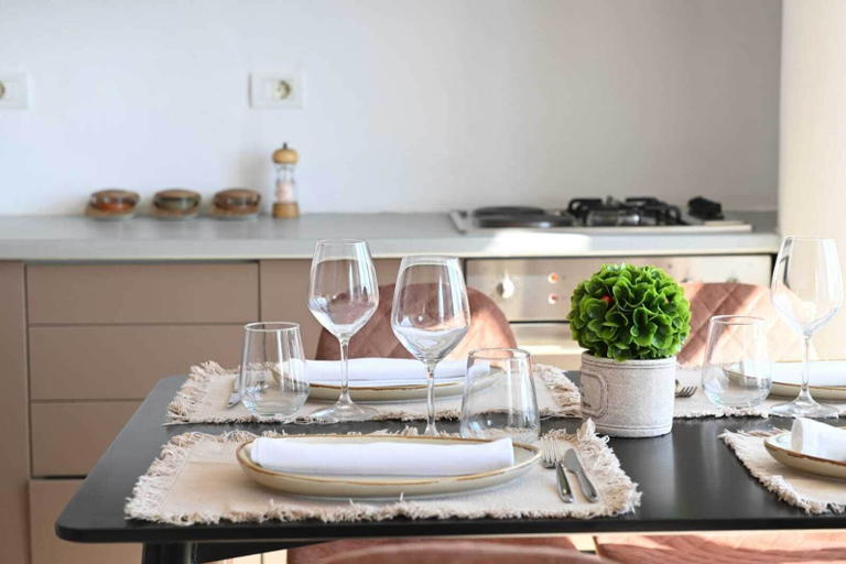 Food & Drinks, Wave Beachfront Apartments, Durrësit