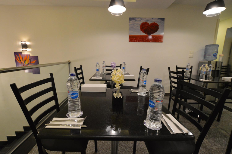 Food & Drinks 4, Royal Inn Residence, Nasr City 1