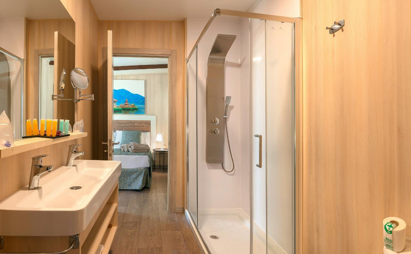 Bathroom 5, Magic Natura Resort, Alicante