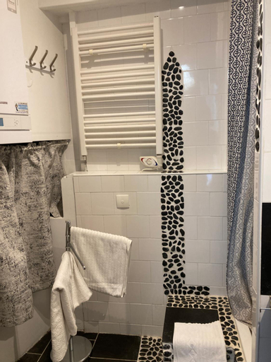 Bathroom 5