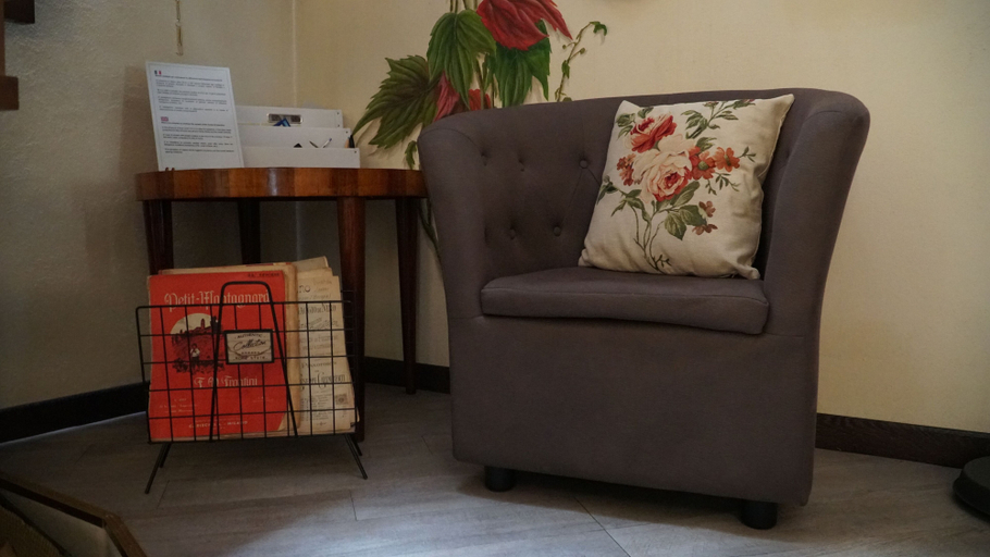 Others 4, Room & Breakfast Canalino 21, Modena