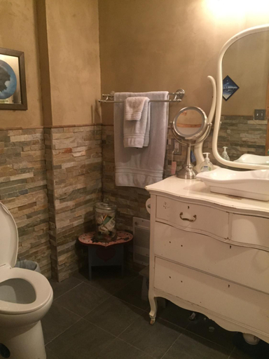 Bathroom 2, The Old Church B&B, Division No. 2