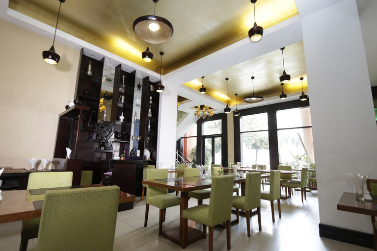 Food & Drinks 5, East Hotel, Yangon