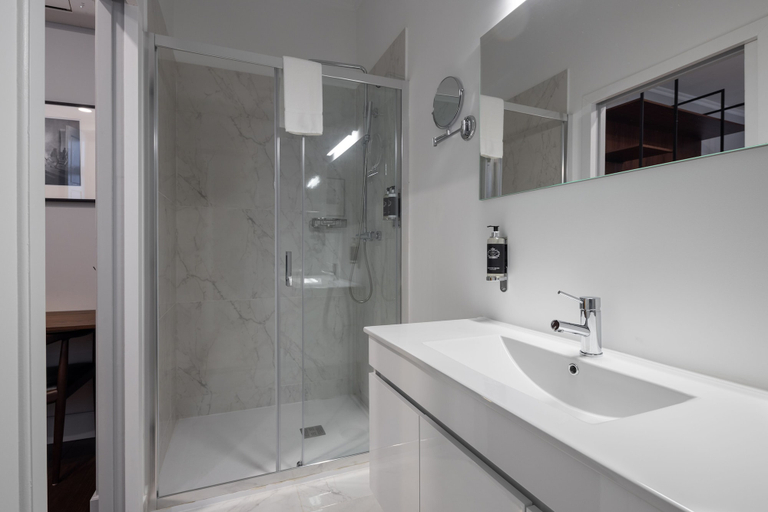 Bathroom 5, Utopian - Design Suites Porto, Porto