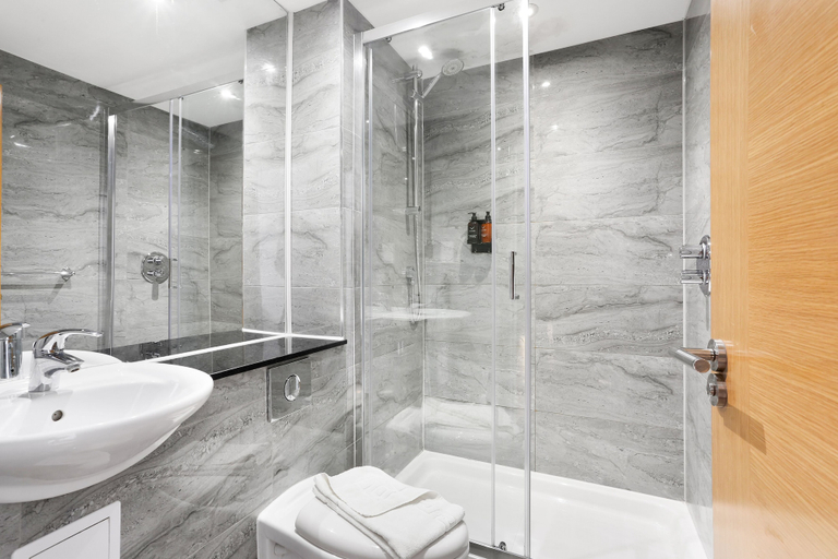 Bathroom 3, BeiRoom Hyde Park Apartments, London