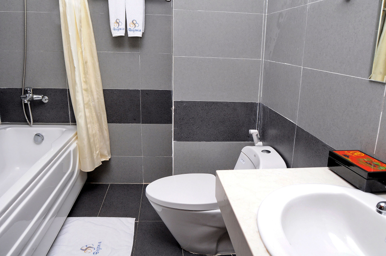 Bathroom 4, Bella Begonia Hotel Nha Trang, Nha Trang