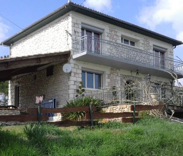 Others 5, Chambre leo, Lot-et-Garonne