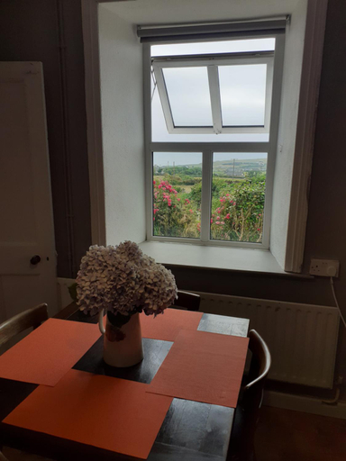 Others 5, Gleann Loic Farmhouse