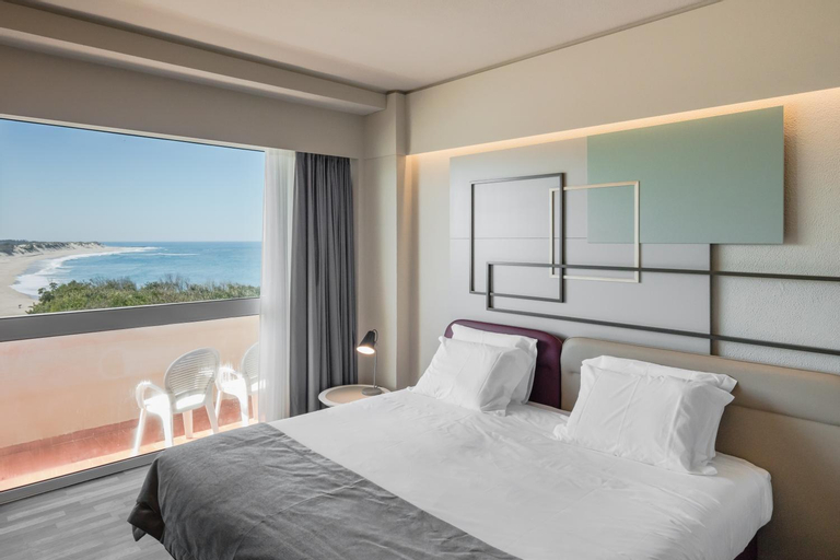 Bedroom, Axis Ofir Beach Resort Hotel, Esposende