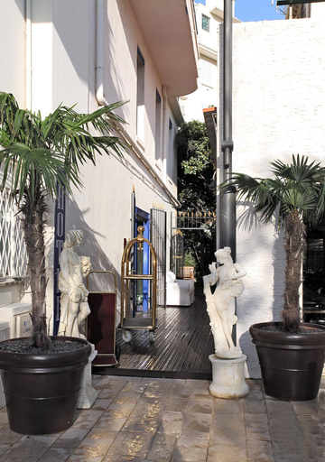 Exterior & Views, Hotel Palm Beach, Alpes-Maritimes