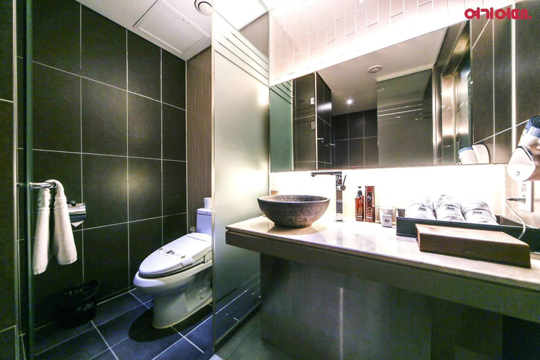 Bathroom 4, JBIS Hotel, Yangju